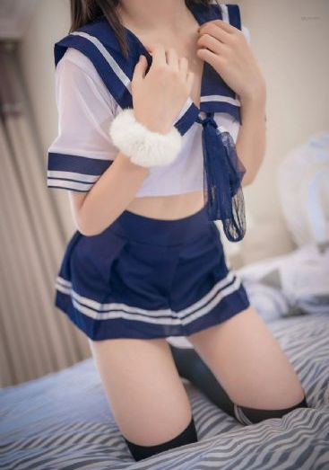后进极品白嫩翘臀美女视频_超清免费播放
