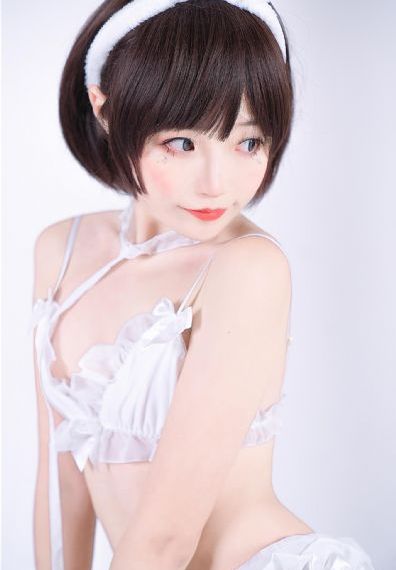 激情办公室双飞燕女兵越南_国产剧在线播放观看