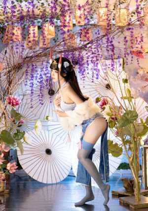 潘金莲的奶头摸涨嗯啊小说_BD国语在线手机播放