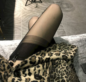 香港三级日本三级妇三级_DVD动漫在线观看