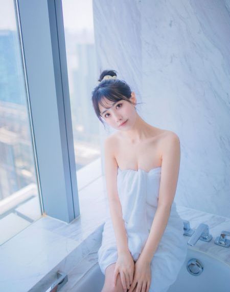 久久夜精品2区含羞草_欧美在线观看