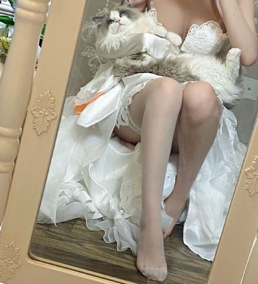 女人戴蝴蝶吊坠好吗_国产剧在线观看电视