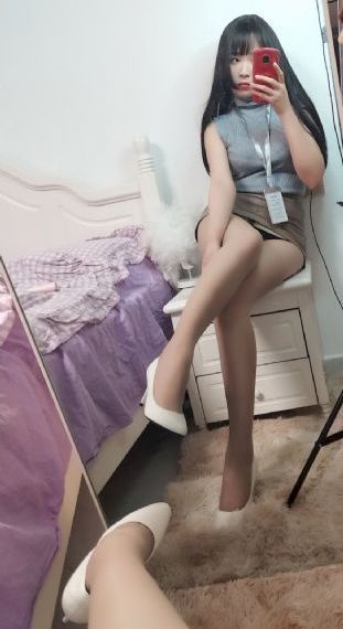 双性总裁受蹭桌角自慰_超清高清免费观看
