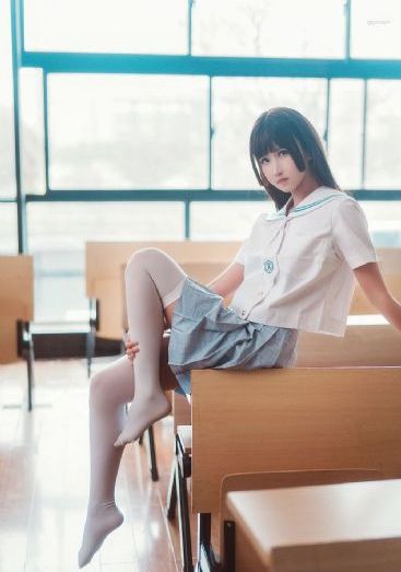 伊人精品免费在线观看av_高清在线观看完整版
