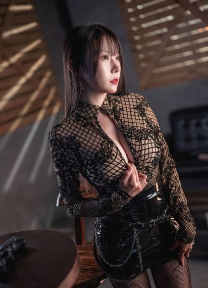 欧美激情黑人_1080动漫在线观看