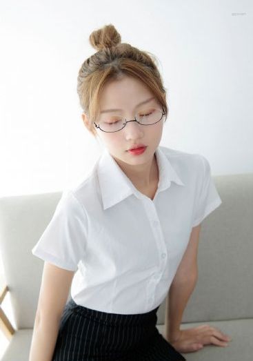 犯された女教师吉沢明歩在线播放_720HD在线观看