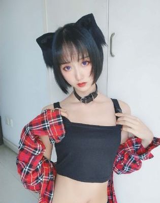 奸淫女秘书_电影未删减版